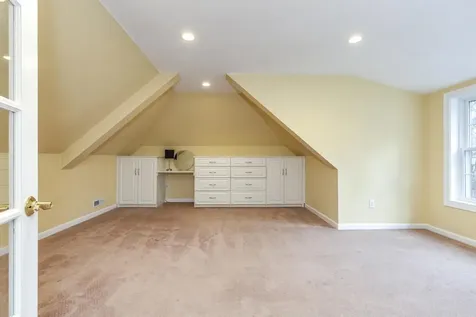 17 Nottingham Road Windham NH 03087