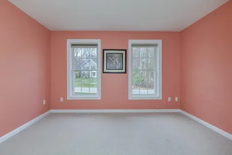 17 Nottingham Road Windham NH 03087