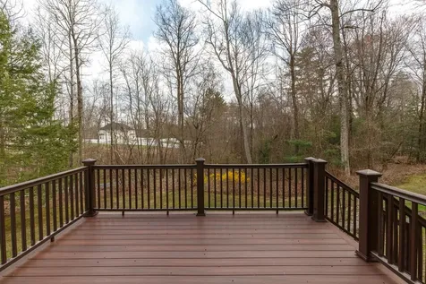17 Nottingham Road Windham NH 03087