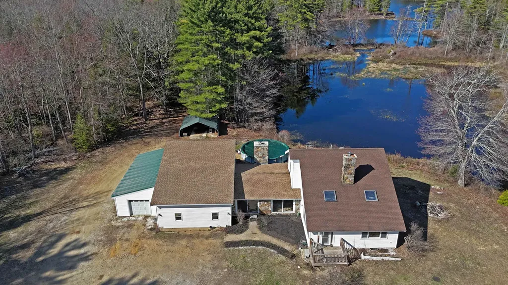 97 Mount Delight Road Deerfield NH 03037