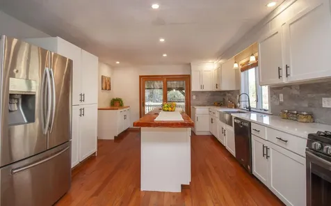 97 Mount Delight Road Deerfield NH 03037