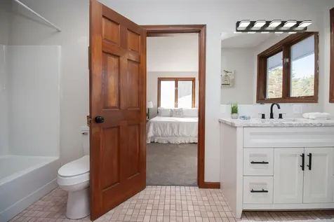 97 Mount Delight Road Deerfield NH 03037