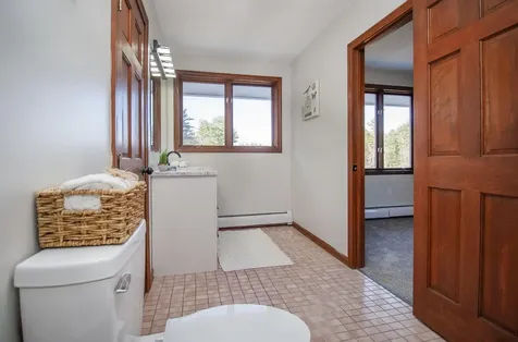 97 Mount Delight Road Deerfield NH 03037