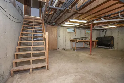 97 Mount Delight Road Deerfield NH 03037