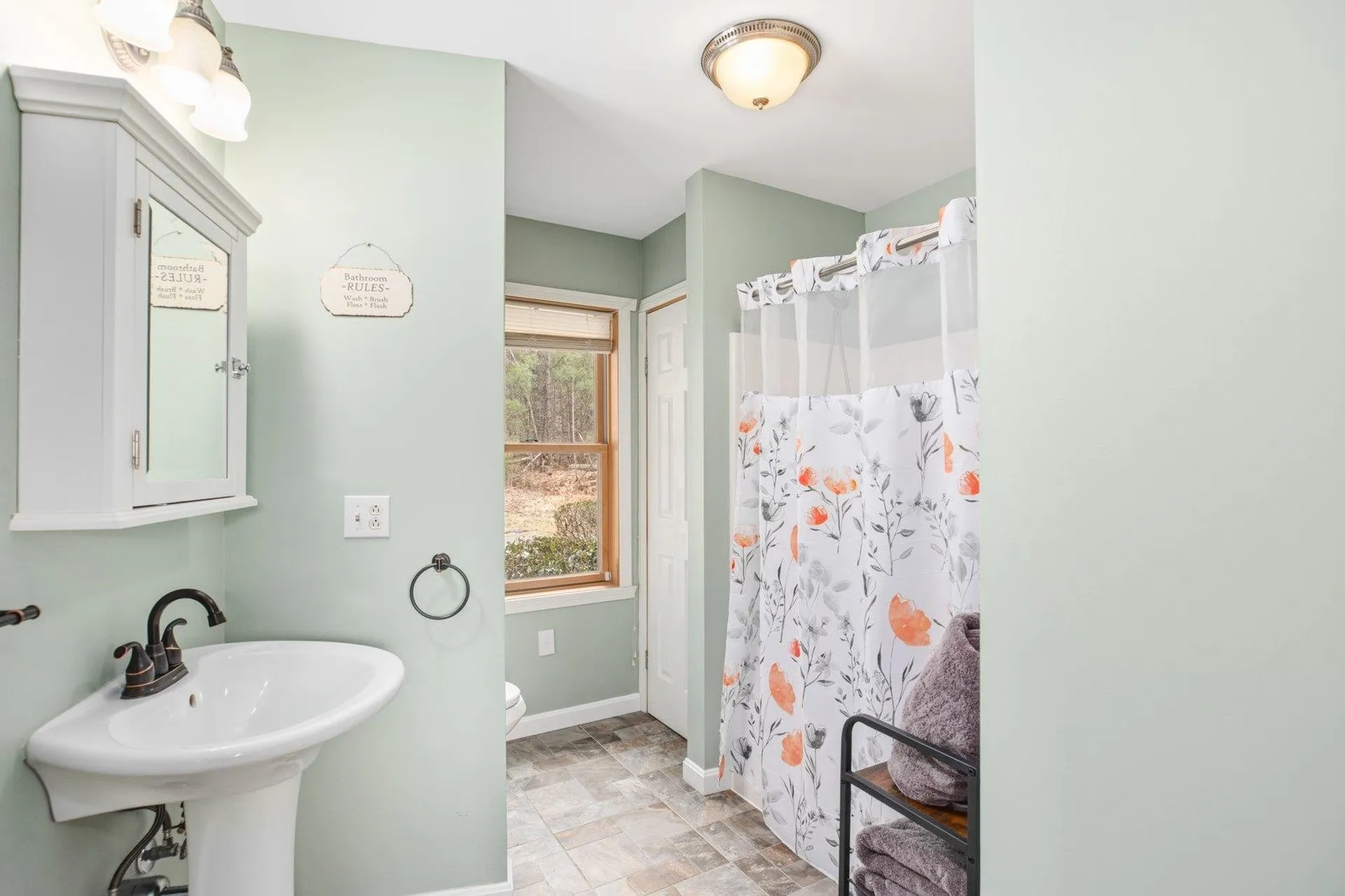 276 Old County Road Deering NH 03244
