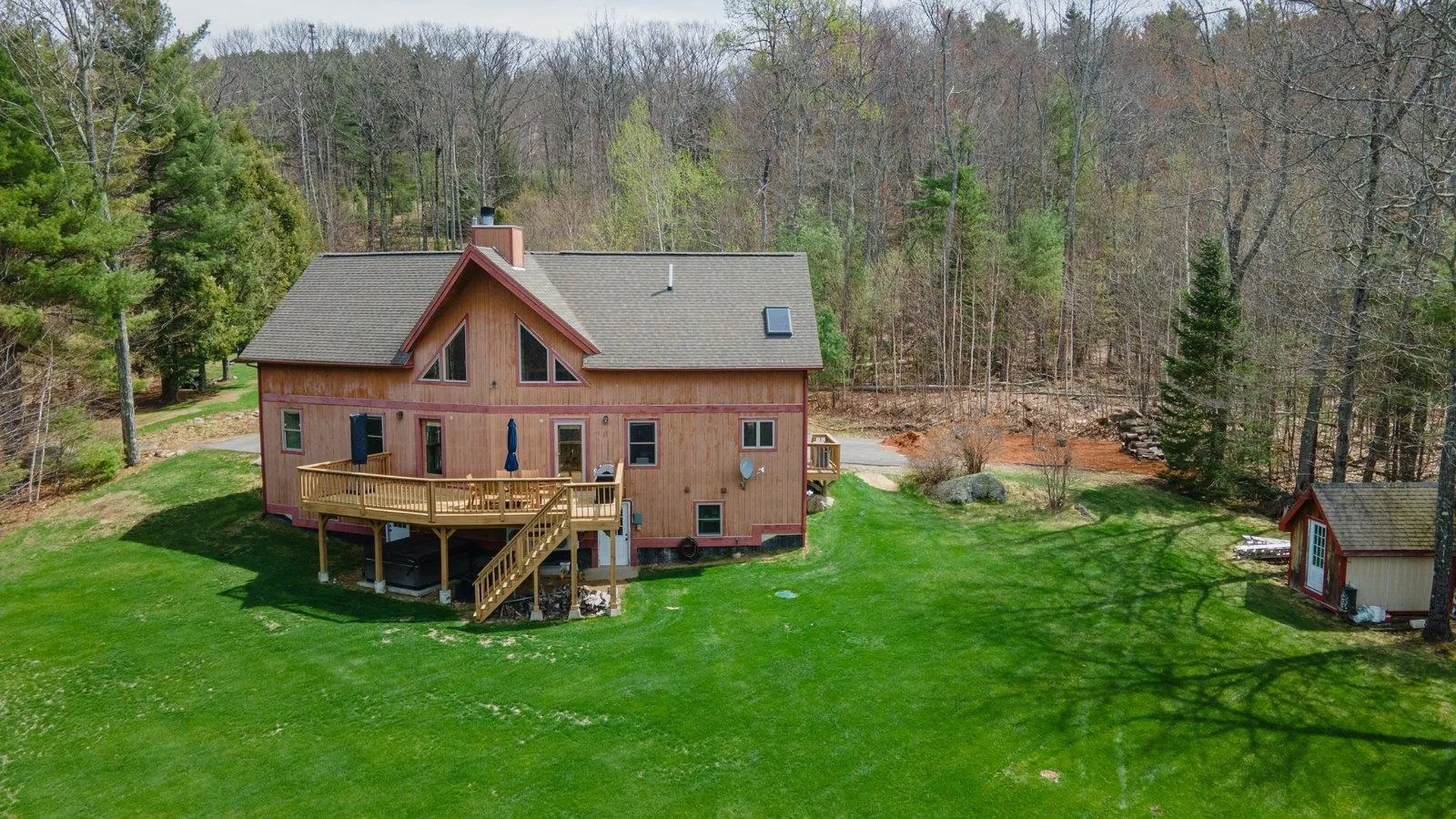 276 Old County Road Deering NH 03244