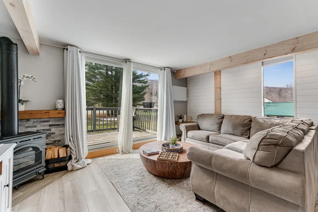 105 Morse Drive Cambridge VT 05464