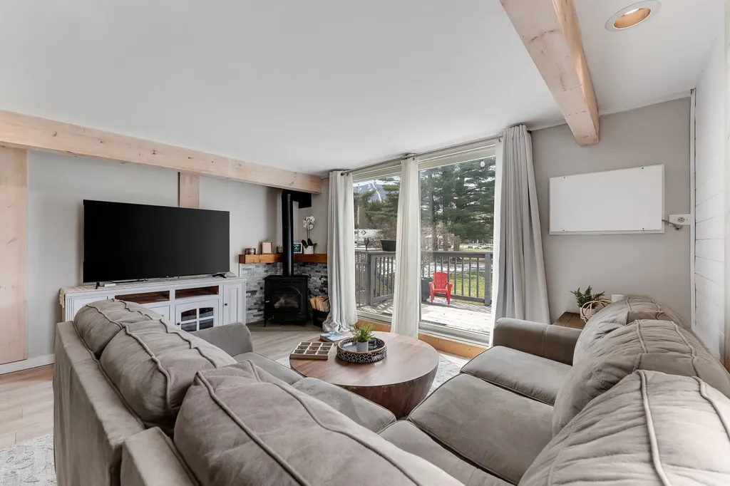 105 Morse Drive Cambridge VT 05464