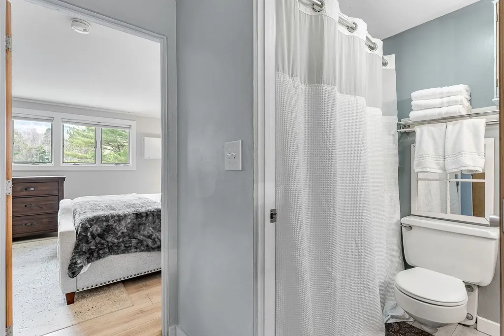 105 Morse Drive Cambridge VT 05464