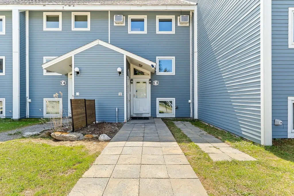 105 Morse Drive Cambridge VT 05464