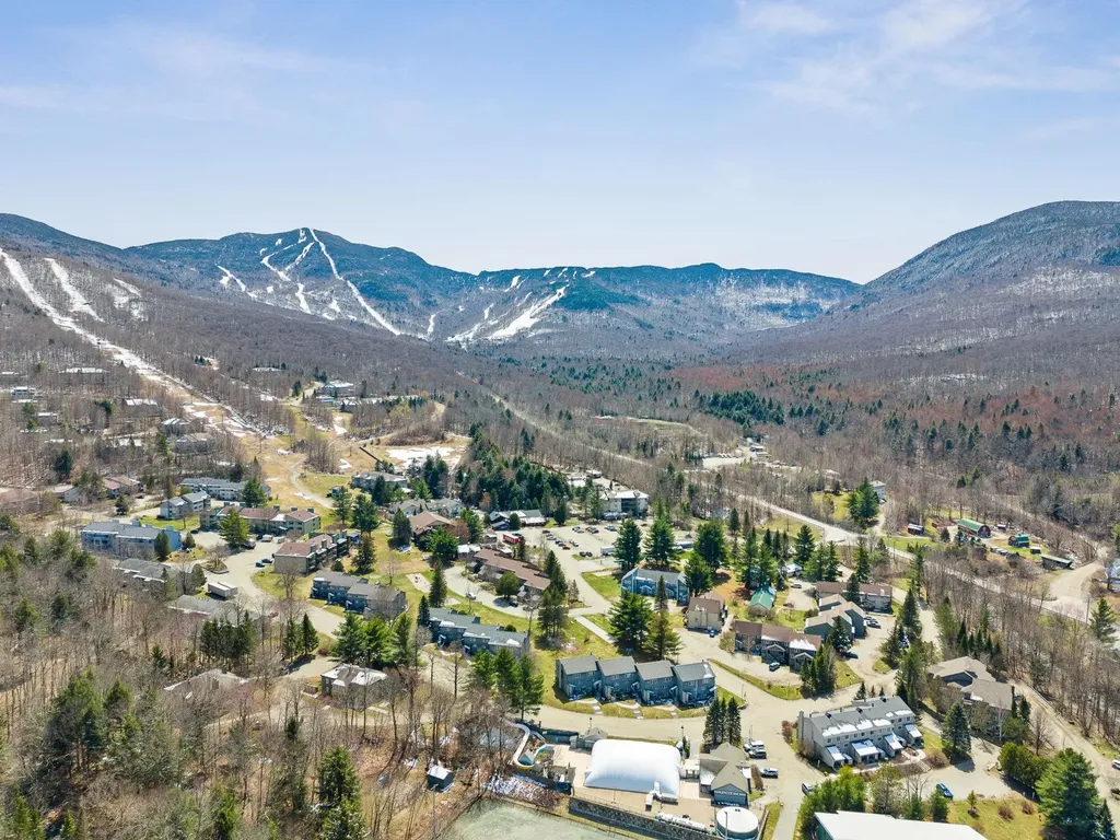 105 Morse Drive Cambridge VT 05464