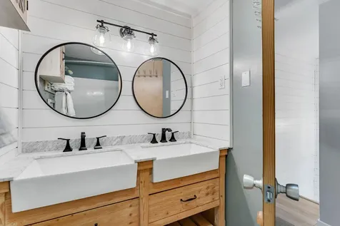 105 Morse Drive Cambridge VT 05464
