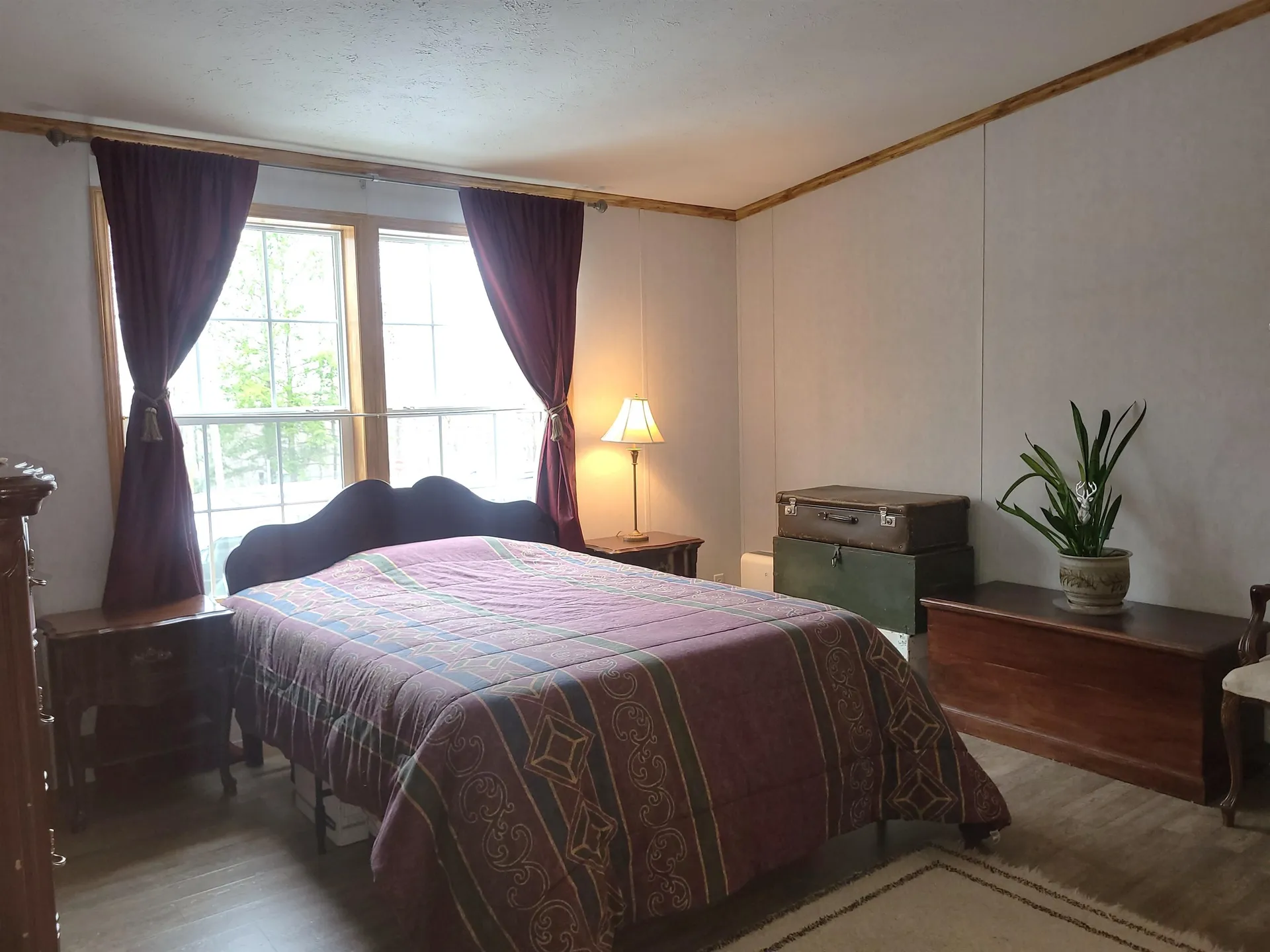14 Peasley Road Henniker NH 03242