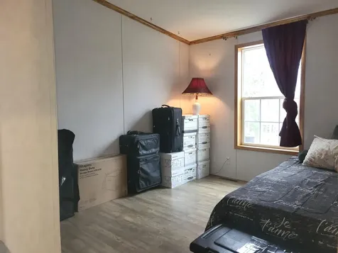 14 Peasley Road Henniker NH 03242