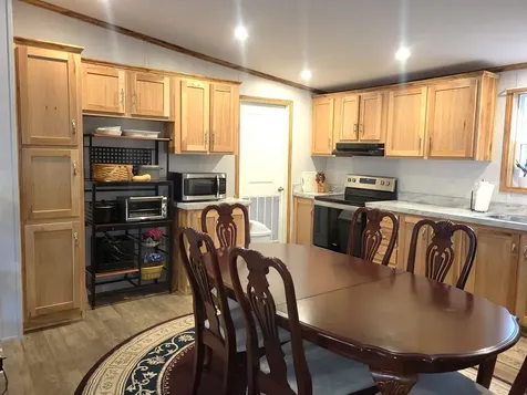 14 Peasley Road Henniker NH 03242