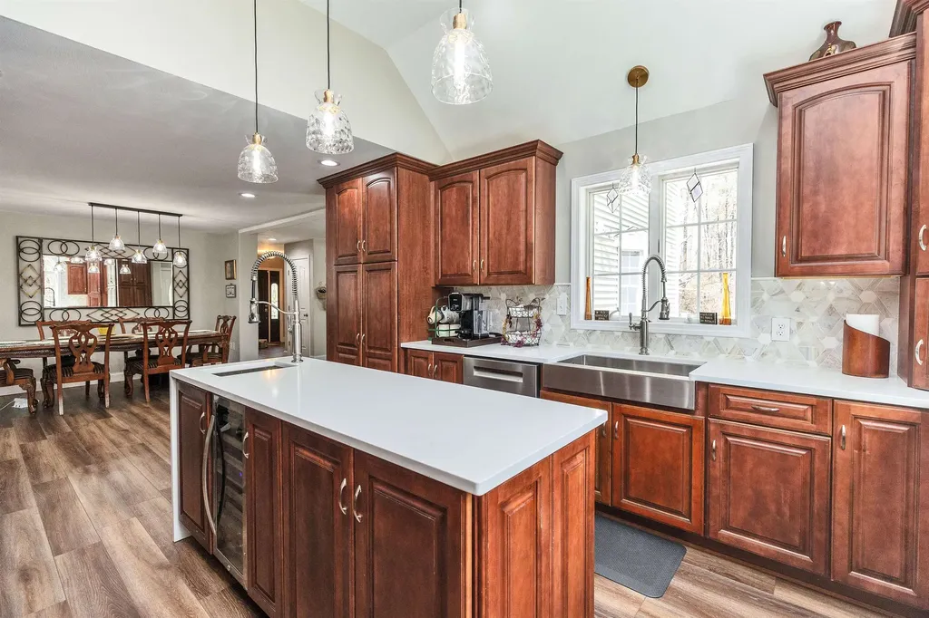 13 Johnson Street Windham NH 03087