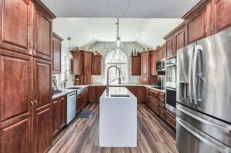13 Johnson Street Windham NH 03087