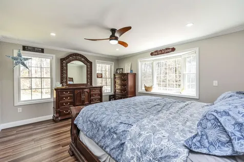 13 Johnson Street Windham NH 03087