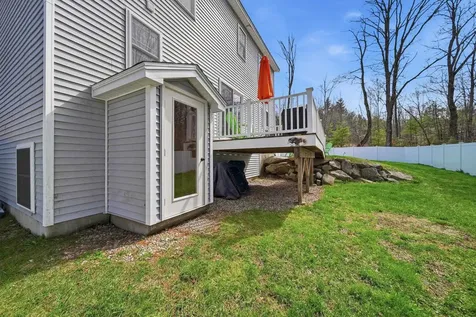 425 Weare Road New Boston NH 03070