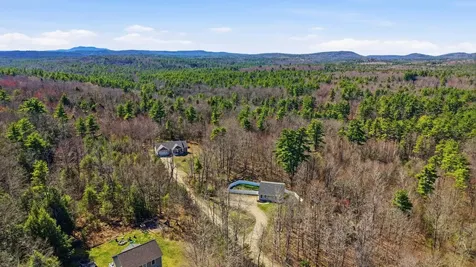 425 Weare Road New Boston NH 03070