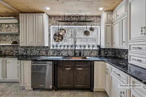 15 Pepperell Road Brookline NH 03033