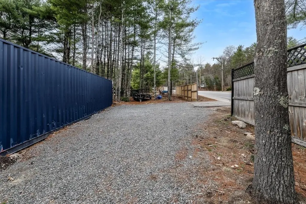15 Pepperell Road Brookline NH 03033