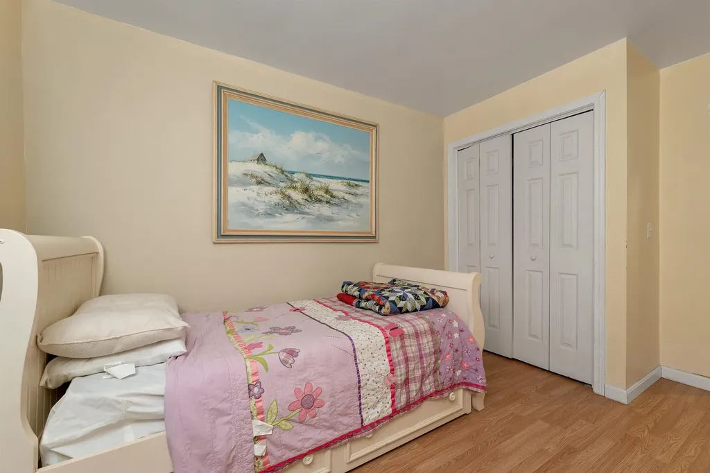 75 Cannes Street Moultonborough NH 03254