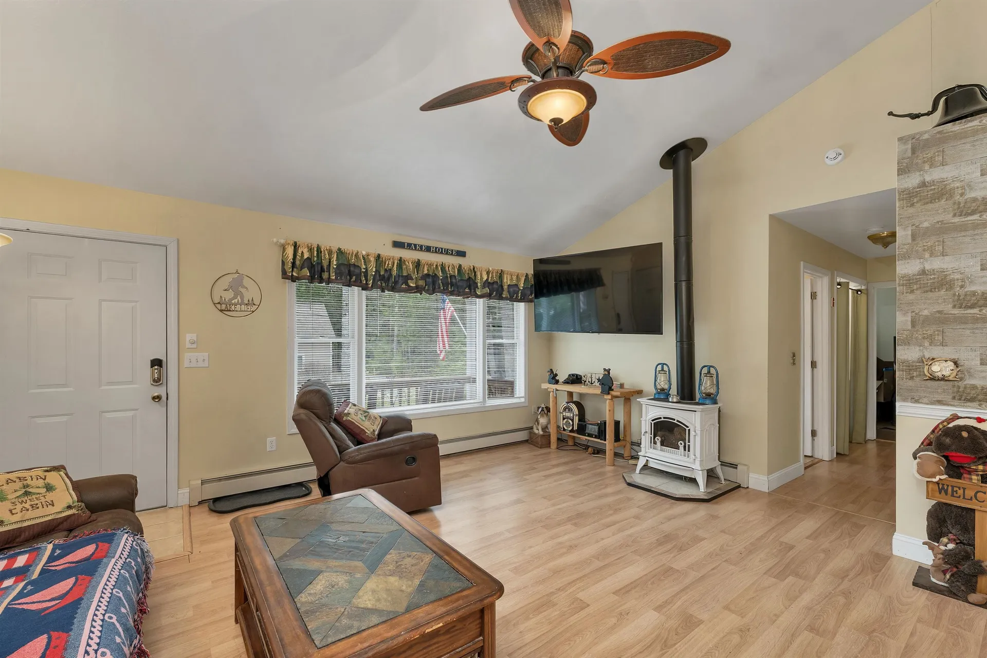 75 Cannes Street Moultonborough NH 03254