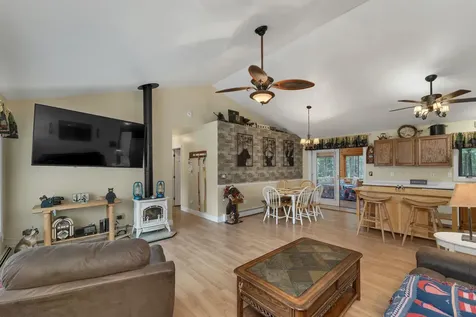 75 Cannes Street Moultonborough NH 03254