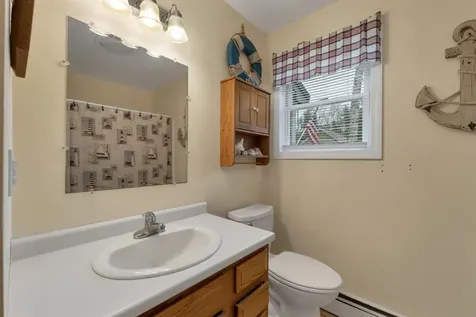 75 Cannes Street Moultonborough NH 03254
