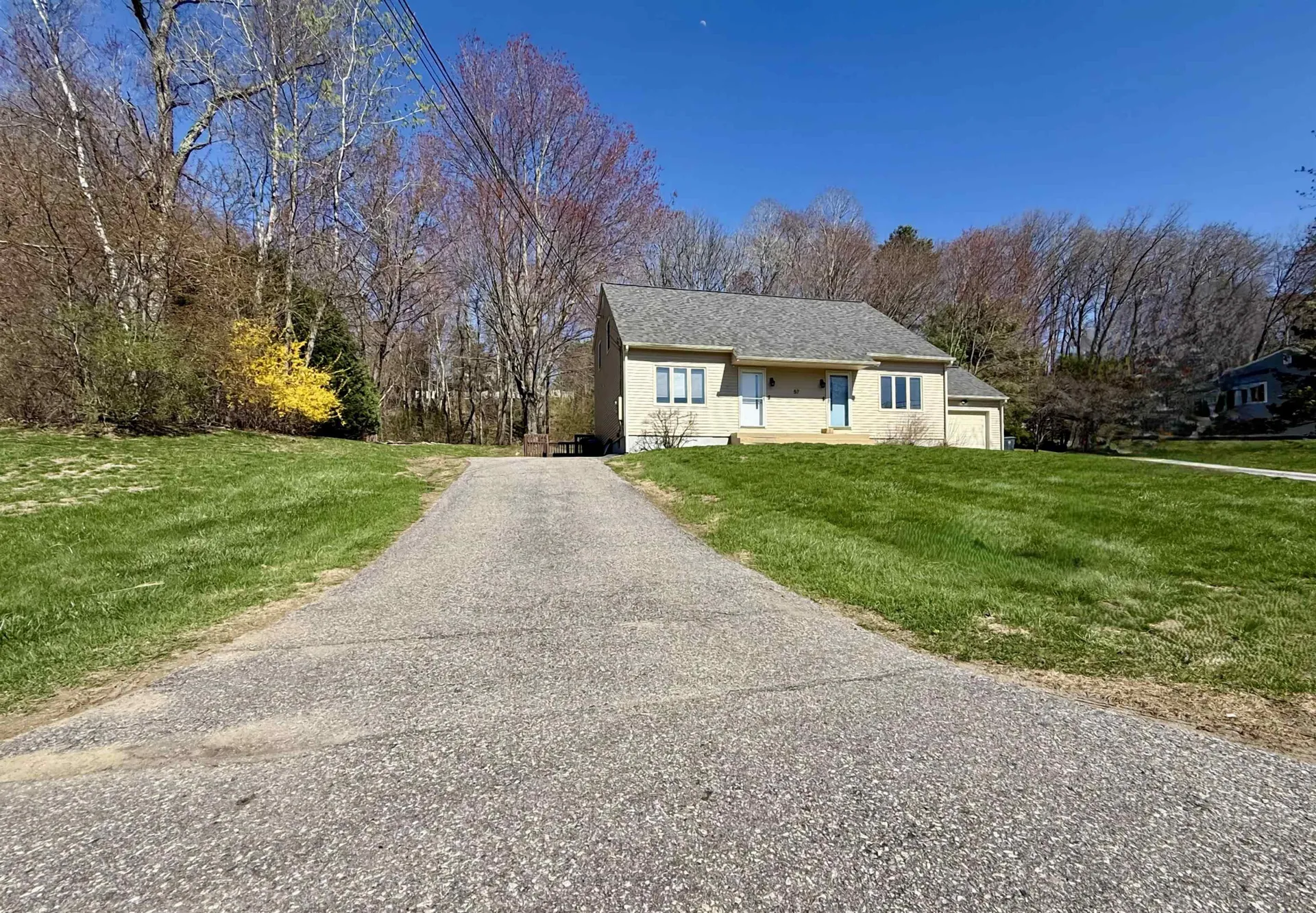 57A Dale Road Hooksett NH 03106
