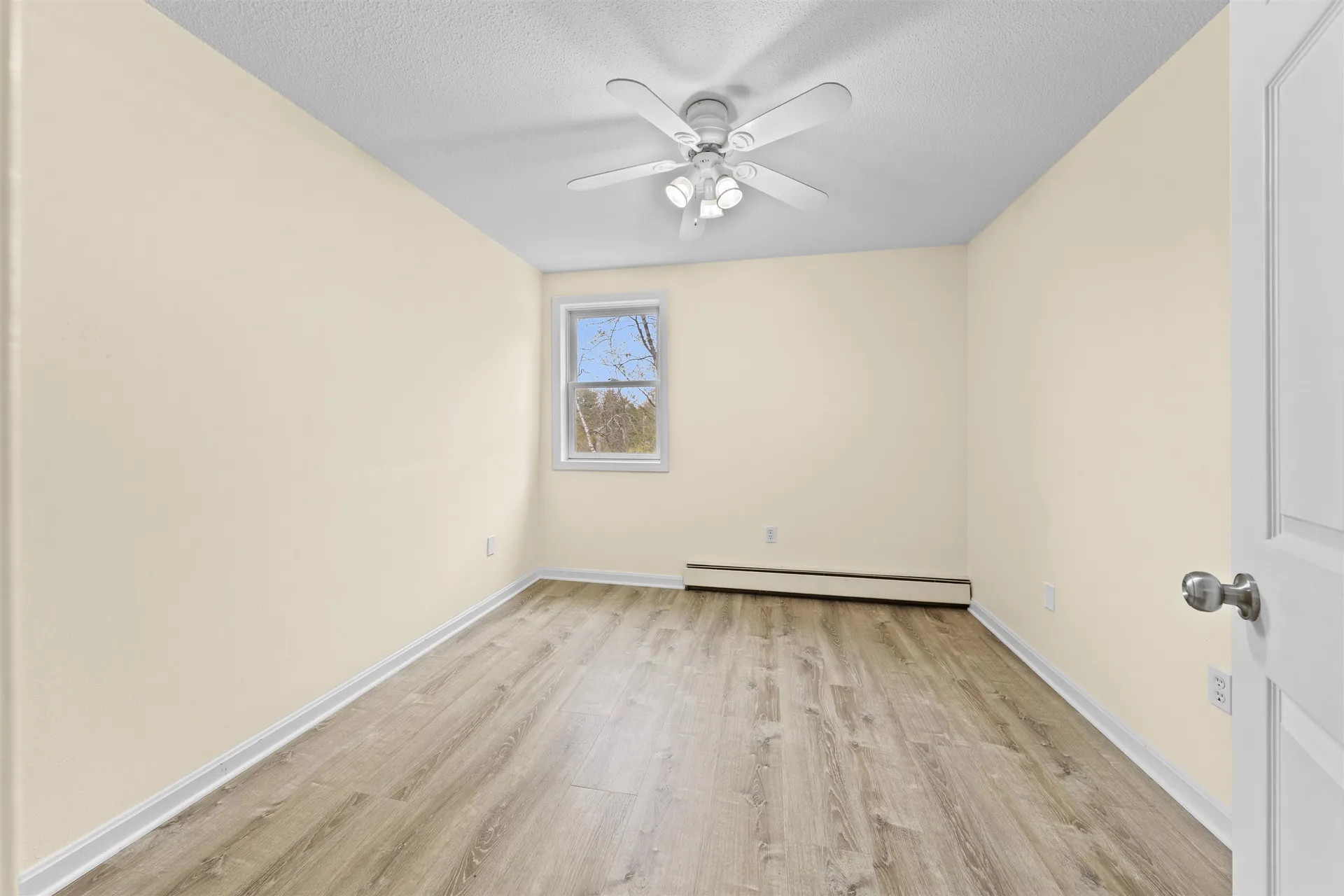 57A Dale Road Hooksett NH 03106