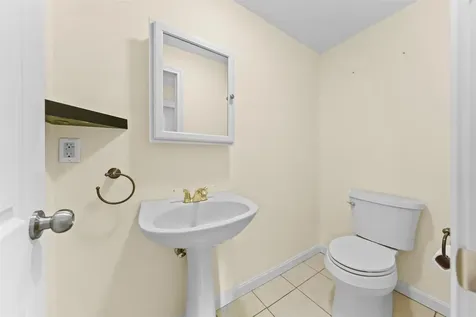 57A Dale Road Hooksett NH 03106
