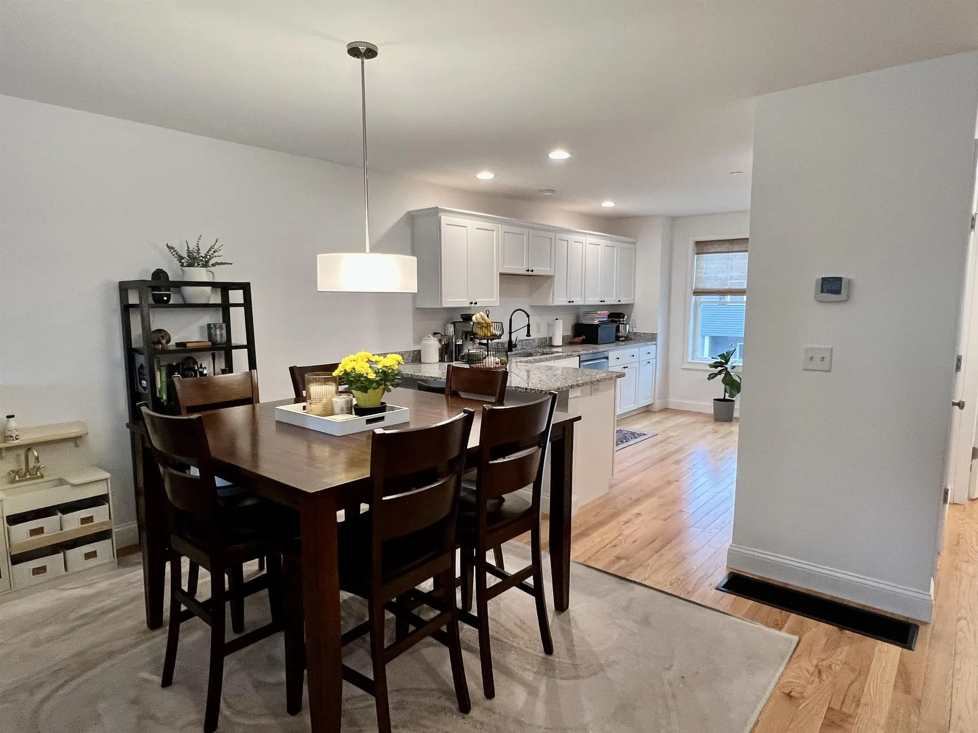 18 Dumaine Avenue Nashua NH 03063