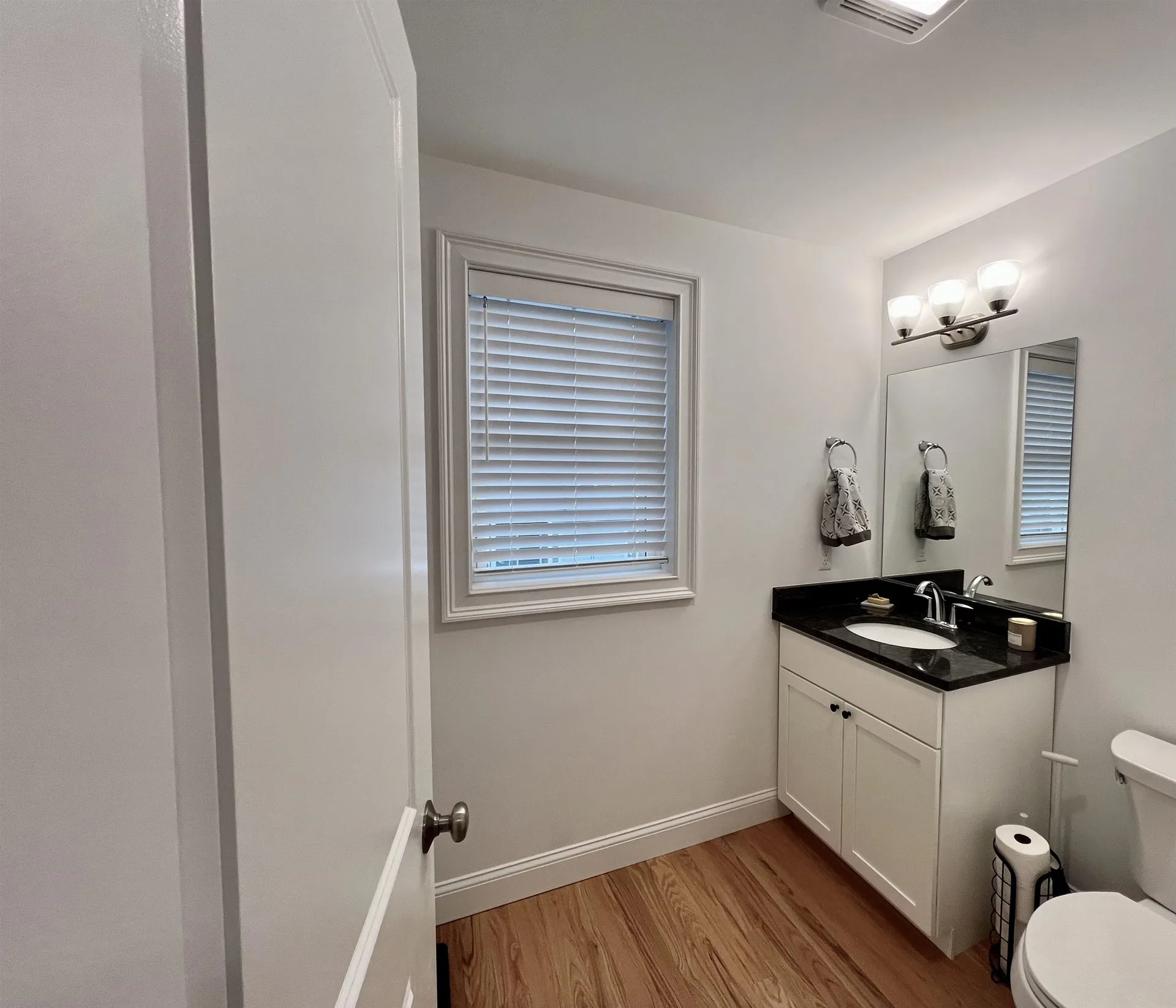18 Dumaine Avenue Nashua NH 03063