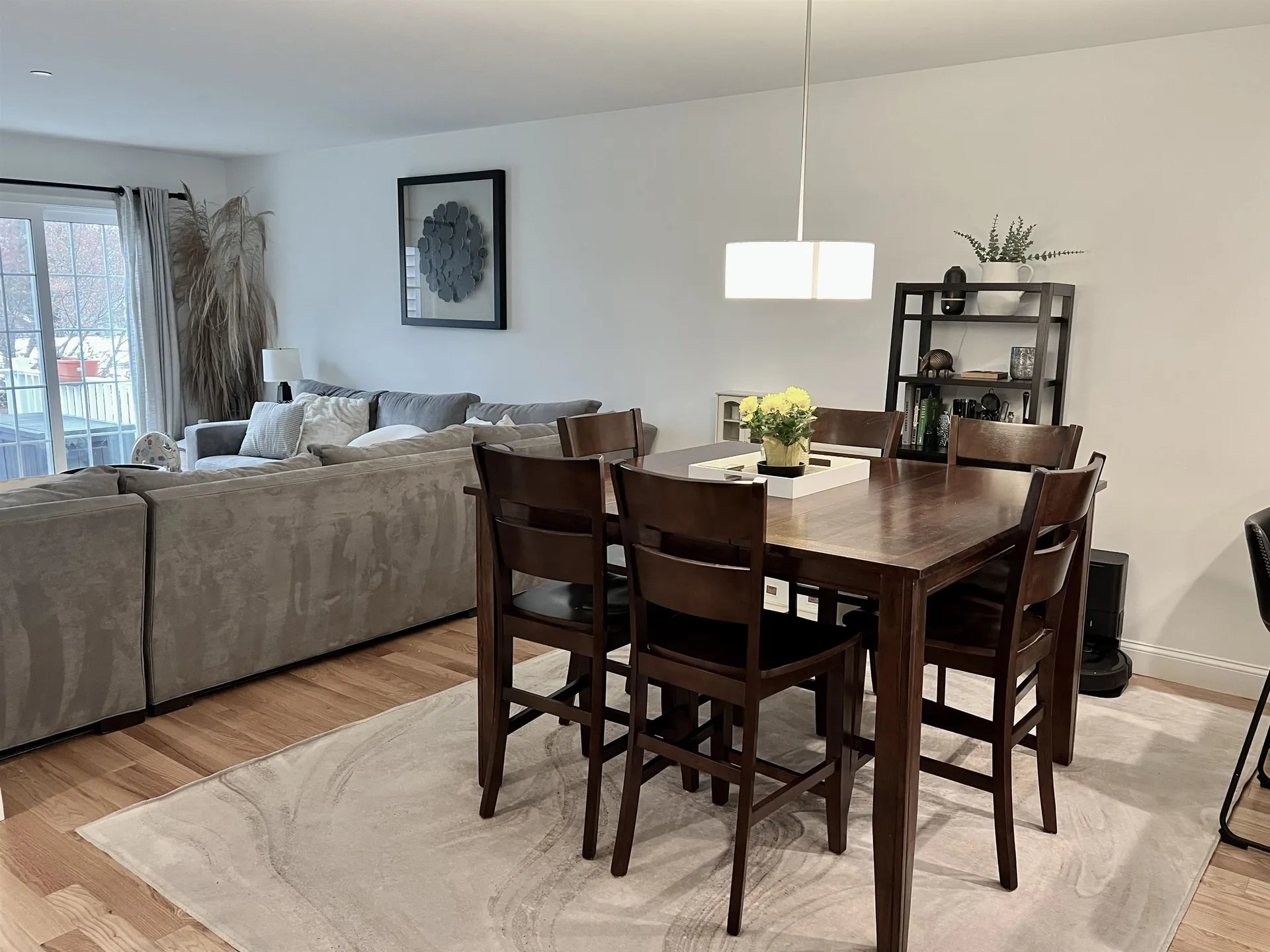 18 Dumaine Avenue Nashua NH 03063