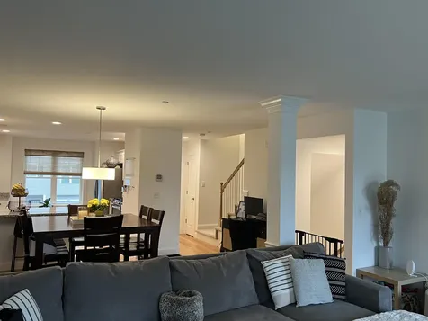 18 Dumaine Avenue Nashua NH 03063