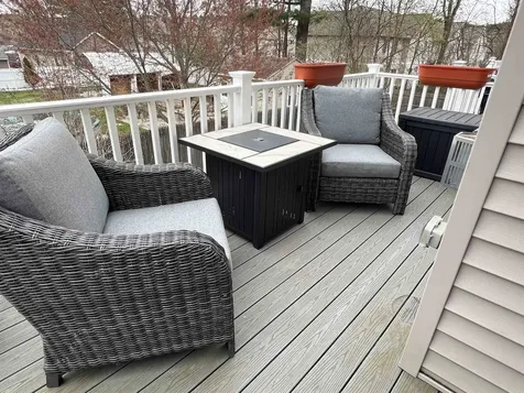 18 Dumaine Avenue Nashua NH 03063