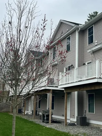18 Dumaine Avenue Nashua NH 03063