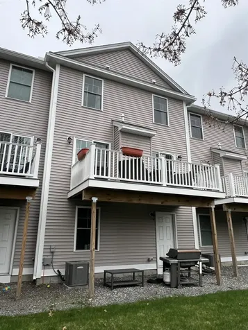 18 Dumaine Avenue Nashua NH 03063