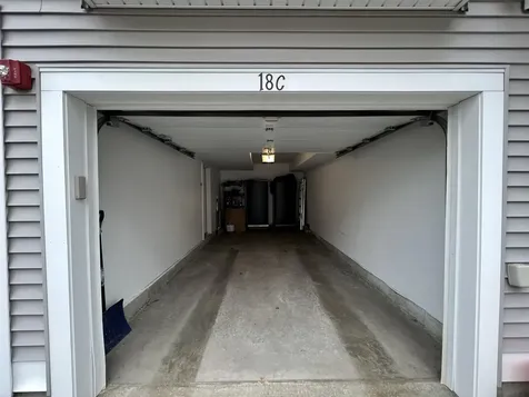 18 Dumaine Avenue Nashua NH 03063