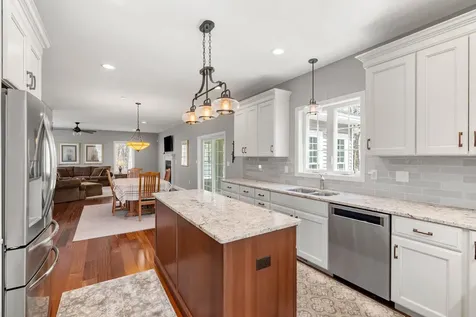 71 Haverhill Road Salem NH 03079