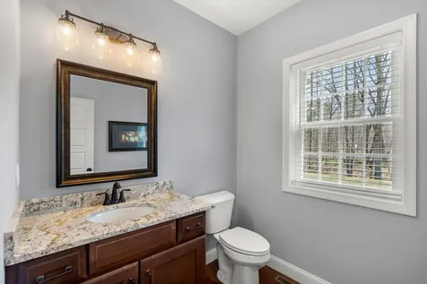 71 Haverhill Road Salem NH 03079