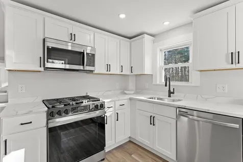 176 Airport Road Concord NH 03301