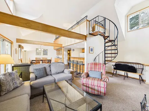 105 Northbrook Road Killington VT 05751