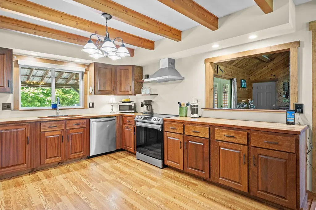43 Knights Pond Road South Berwick ME 03908