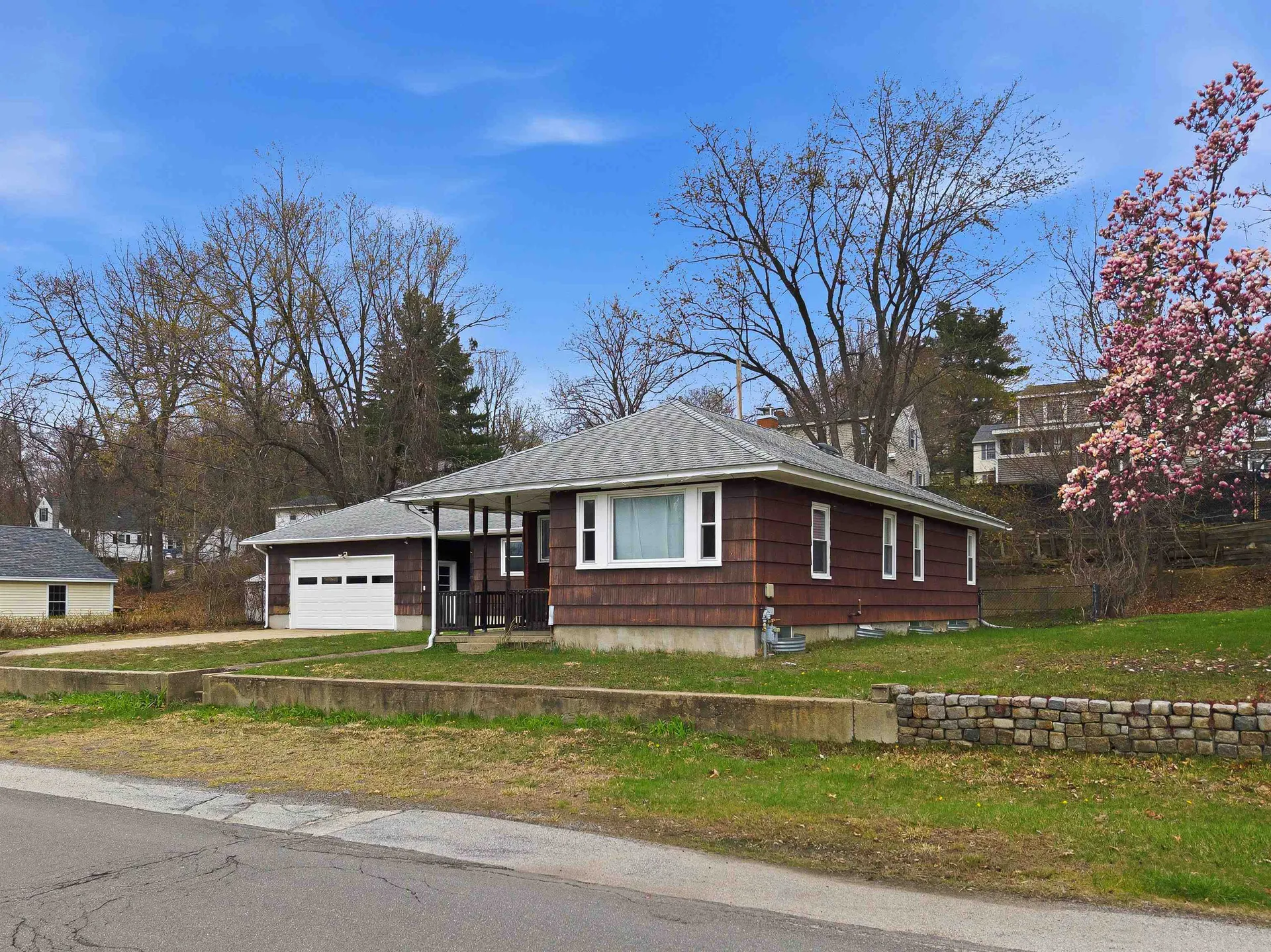 58 President Road Manchester NH 03103