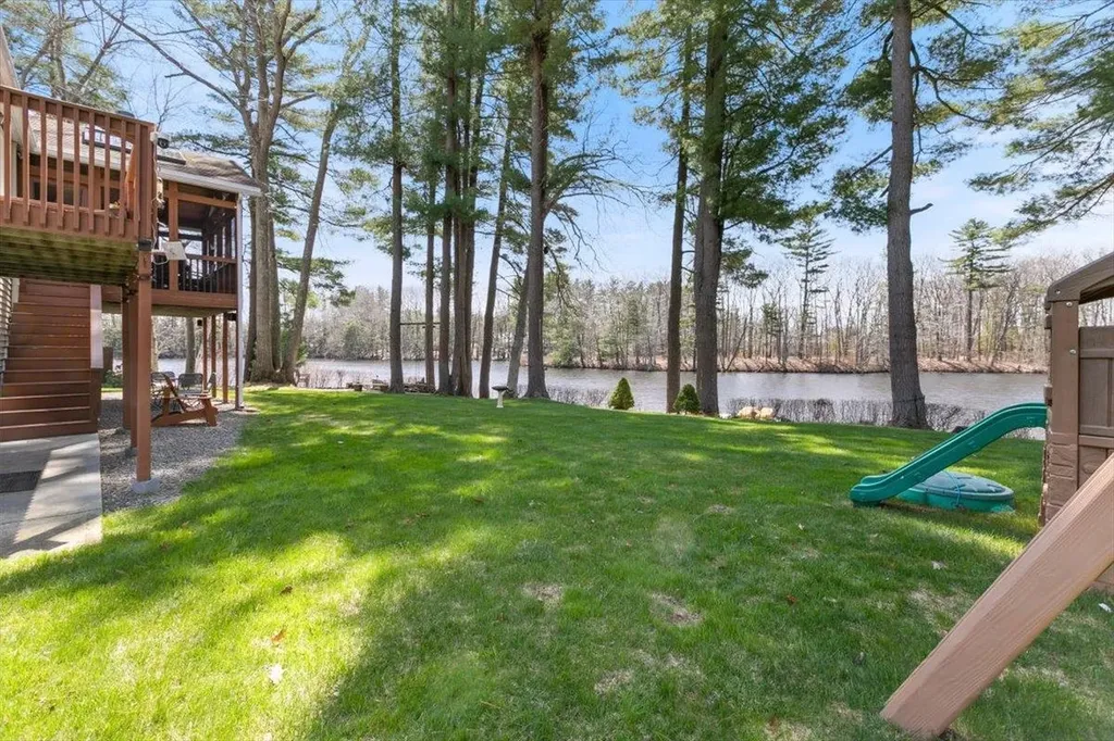 24 Taylor River Estates Hampton NH 03842