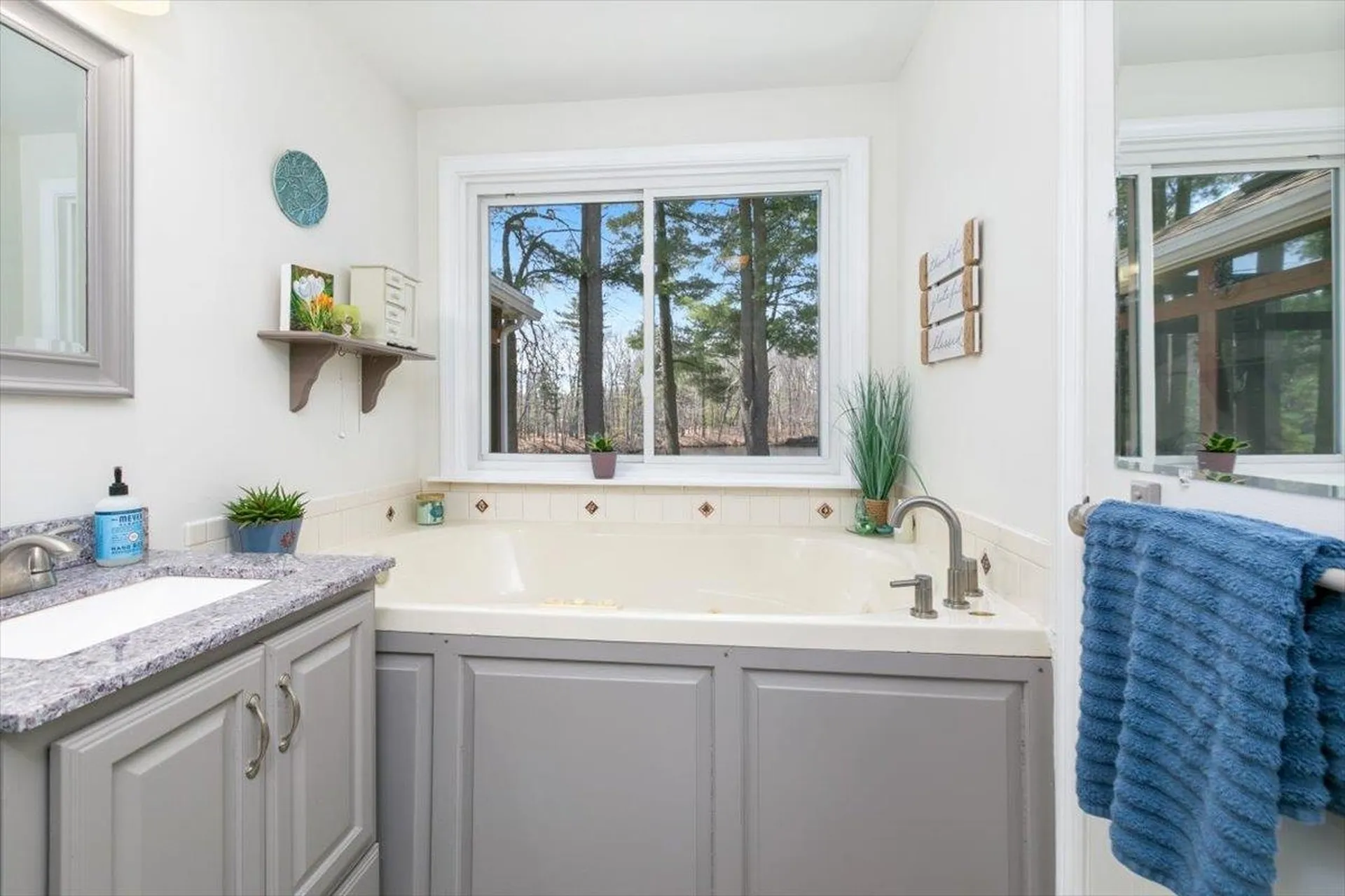 24 Taylor River Estates Hampton NH 03842