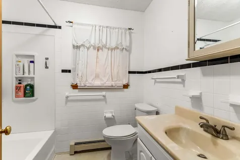 175 W High Street Somersworth NH 03878
